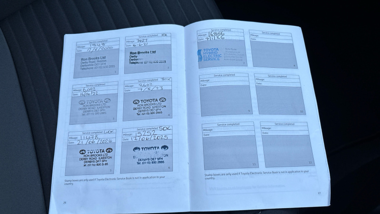 Toyota Yaris 1.5 Hybrid Icon 5dr CVT Hybrid Hatchback